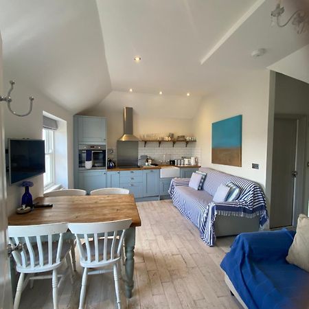 Little Dolly Sea View 2 Bedroom Apartment, St Ives Town, Dog Friendly Exterior photo